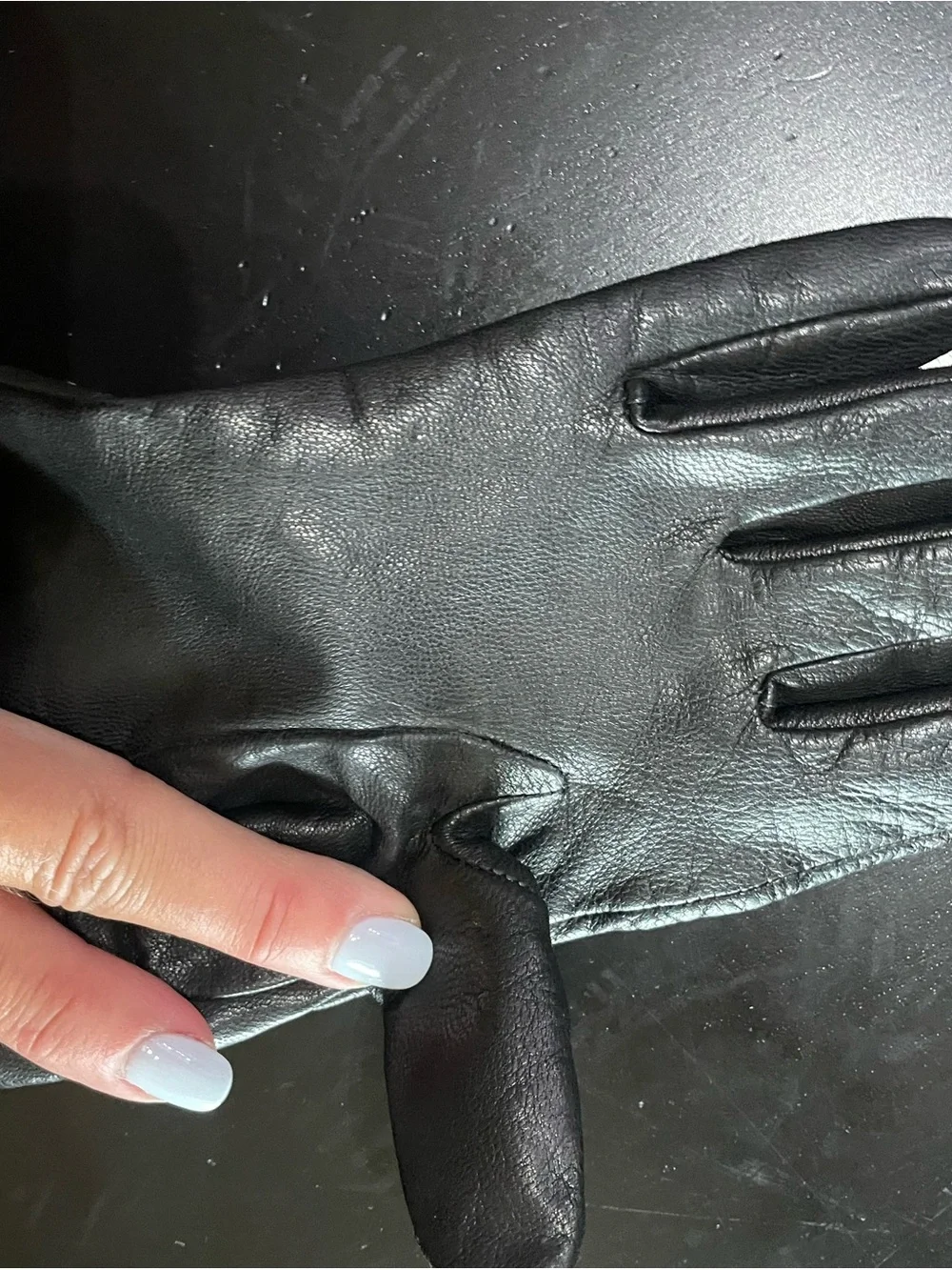 Nine West black leather ladies gloves w zipper detail biker driving